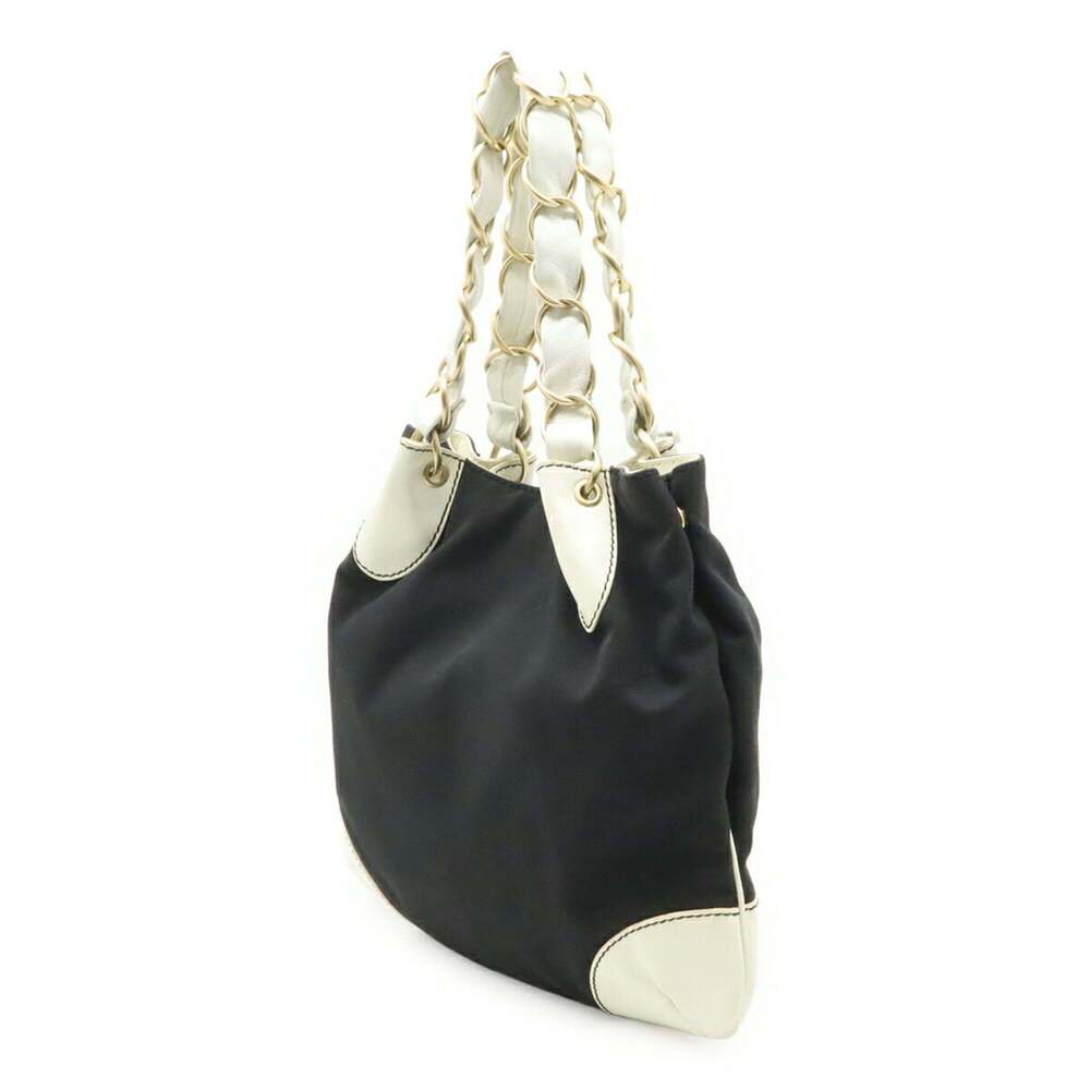 CHANEL Black Leather Logo Shoulder Bag - Picture 3 of 10